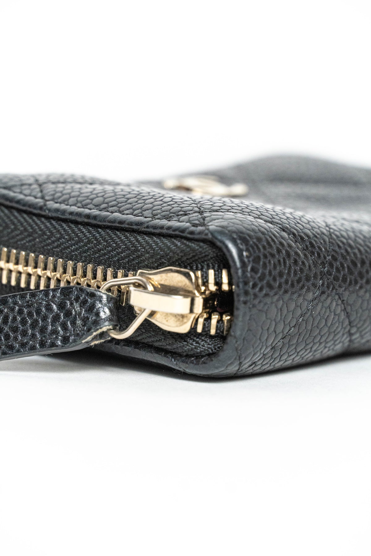 Caviar Quilted Zip Coin Purse Black