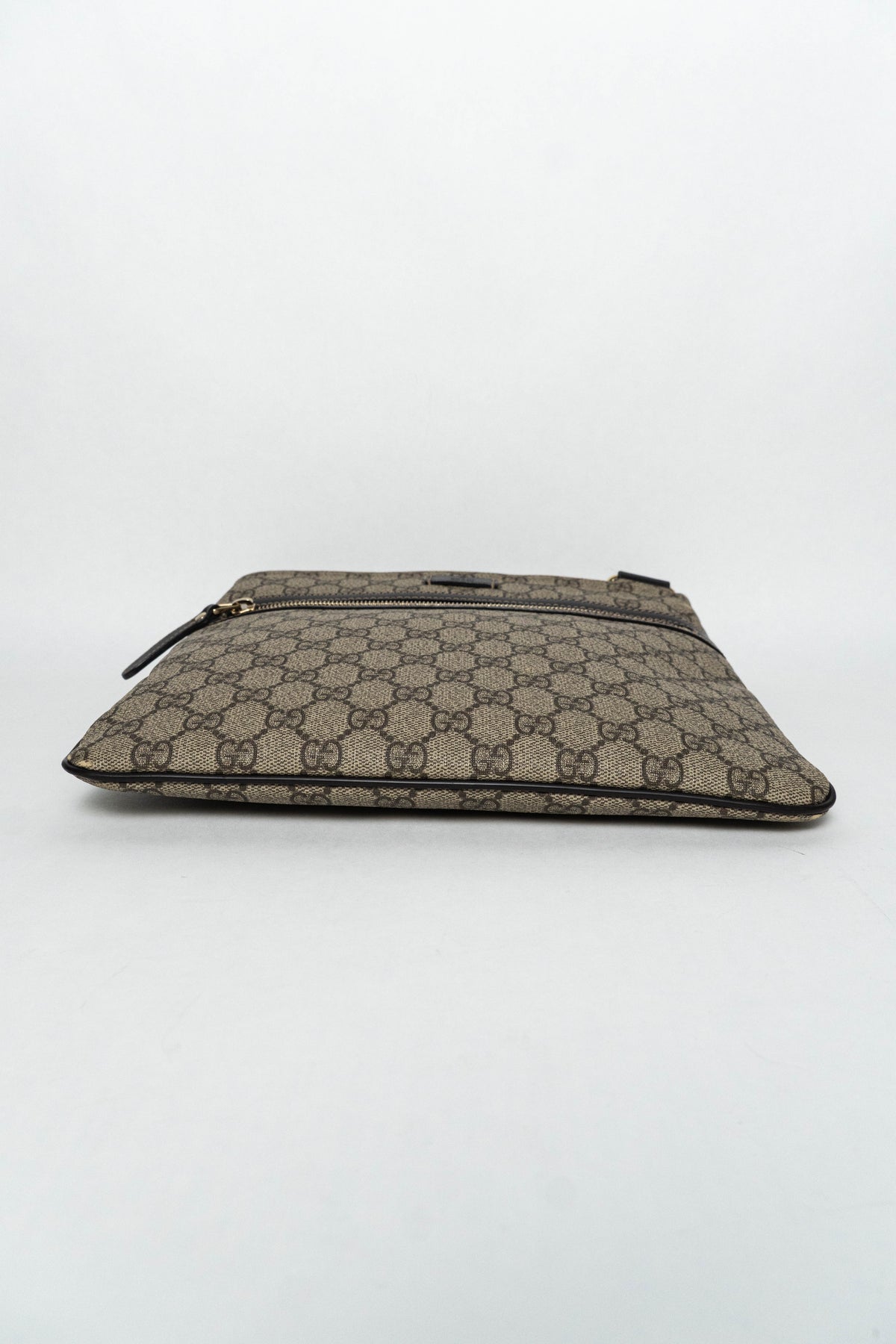 Gucci GG Supreme Vintage Messenger Bag