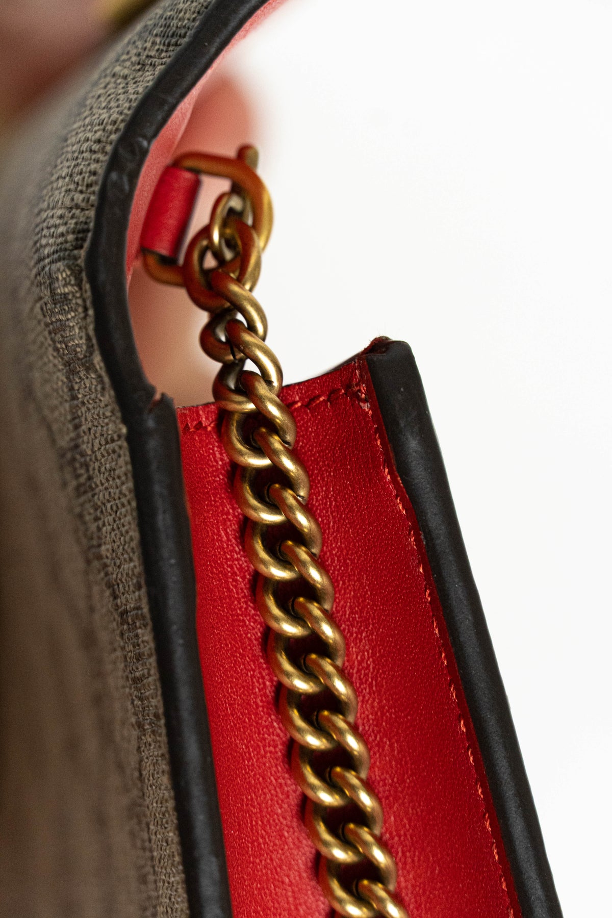Gucci GG Supreme Monogram Mini Cherry Chain Bag