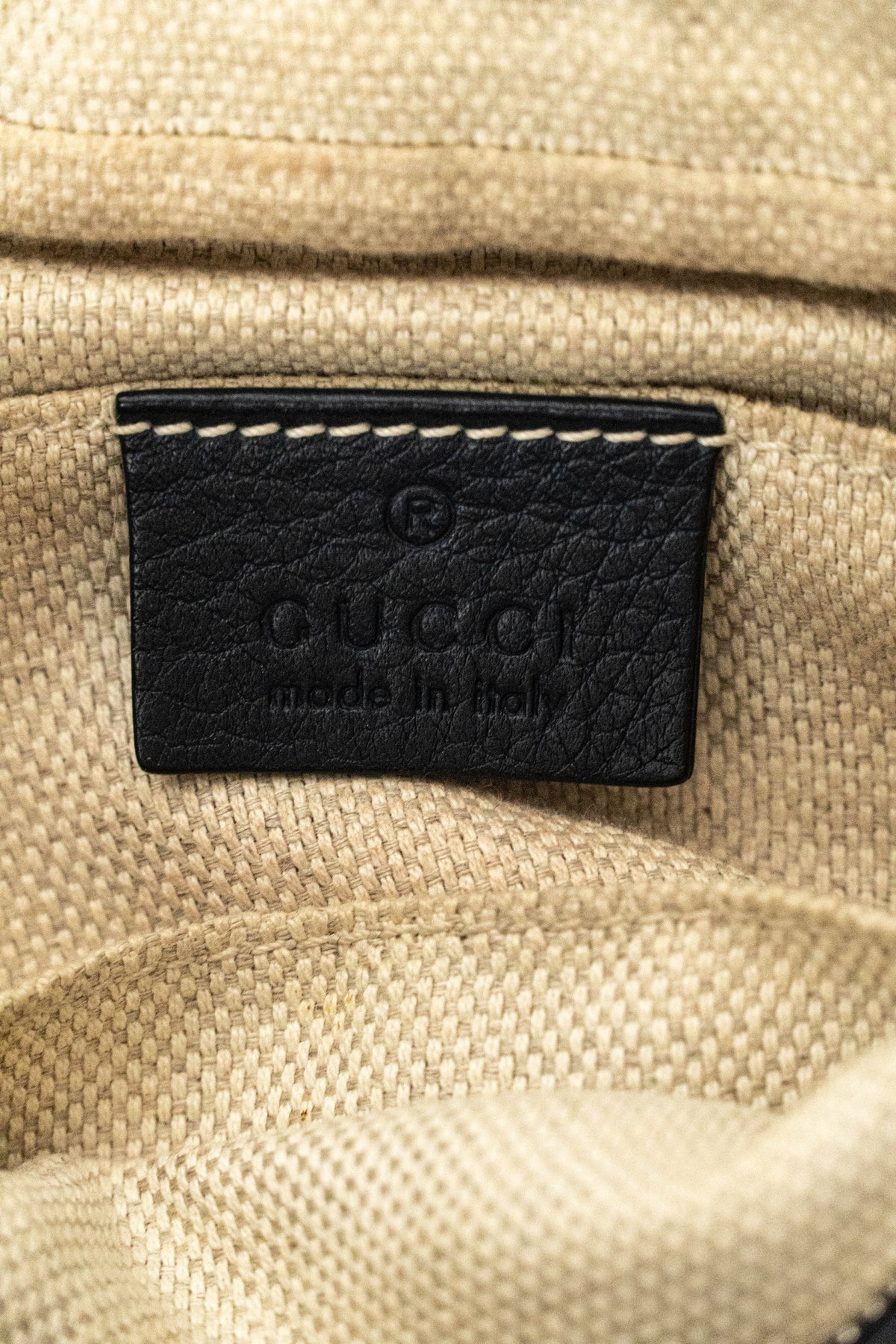 Gucci Pebbled Calfskin Small Soho Disco Bag Black
