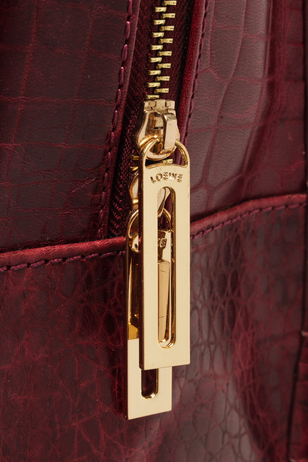 Loewe Maroon Crocodile Amazona 28