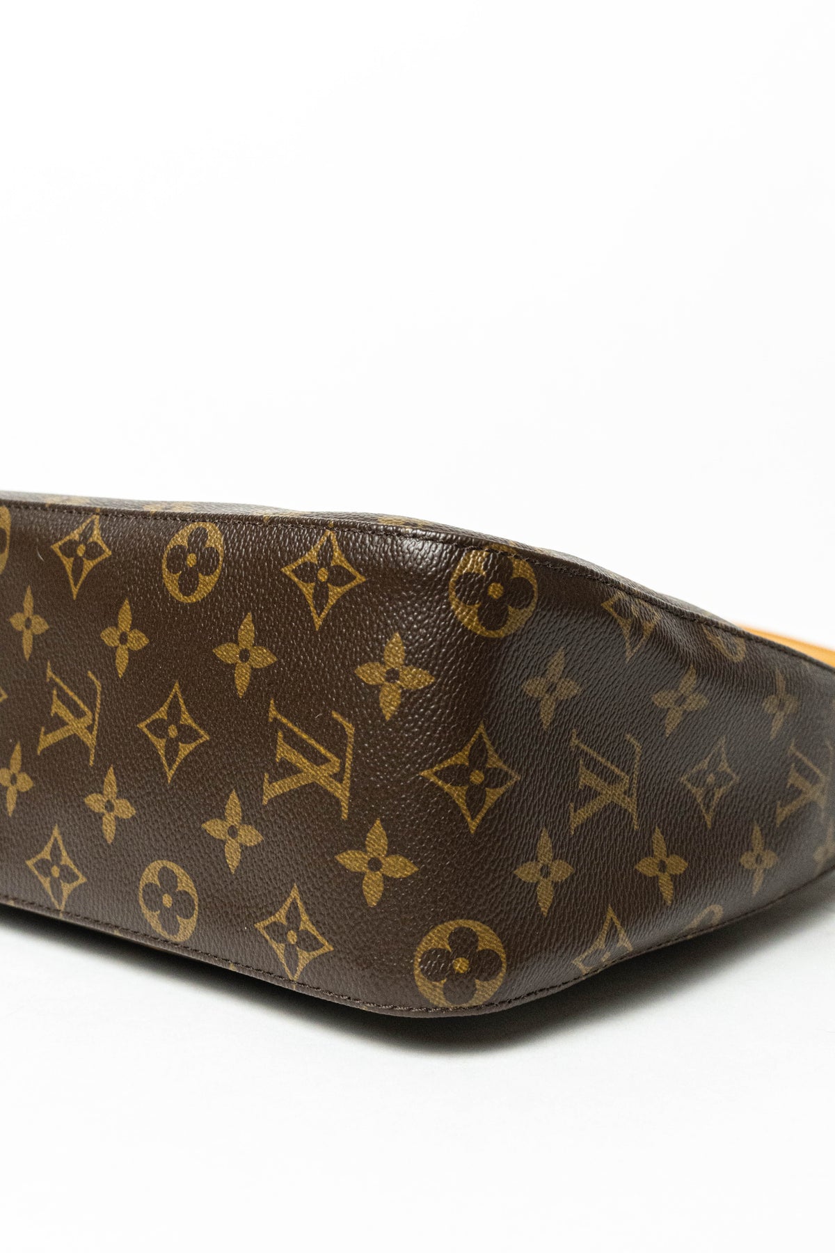 Louis Vuitton Monogram Looping MM