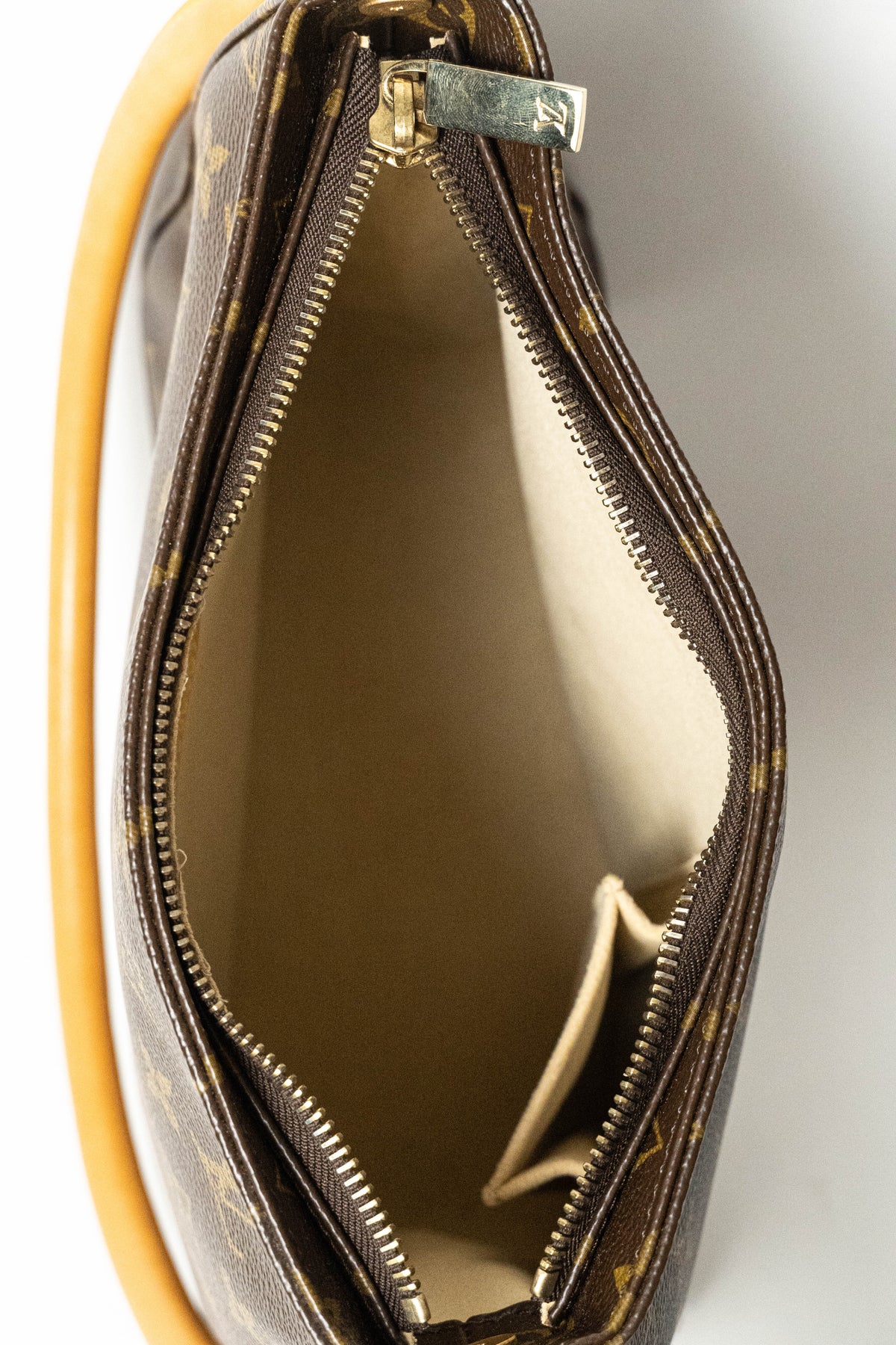 Louis Vuitton Monogram Looping MM