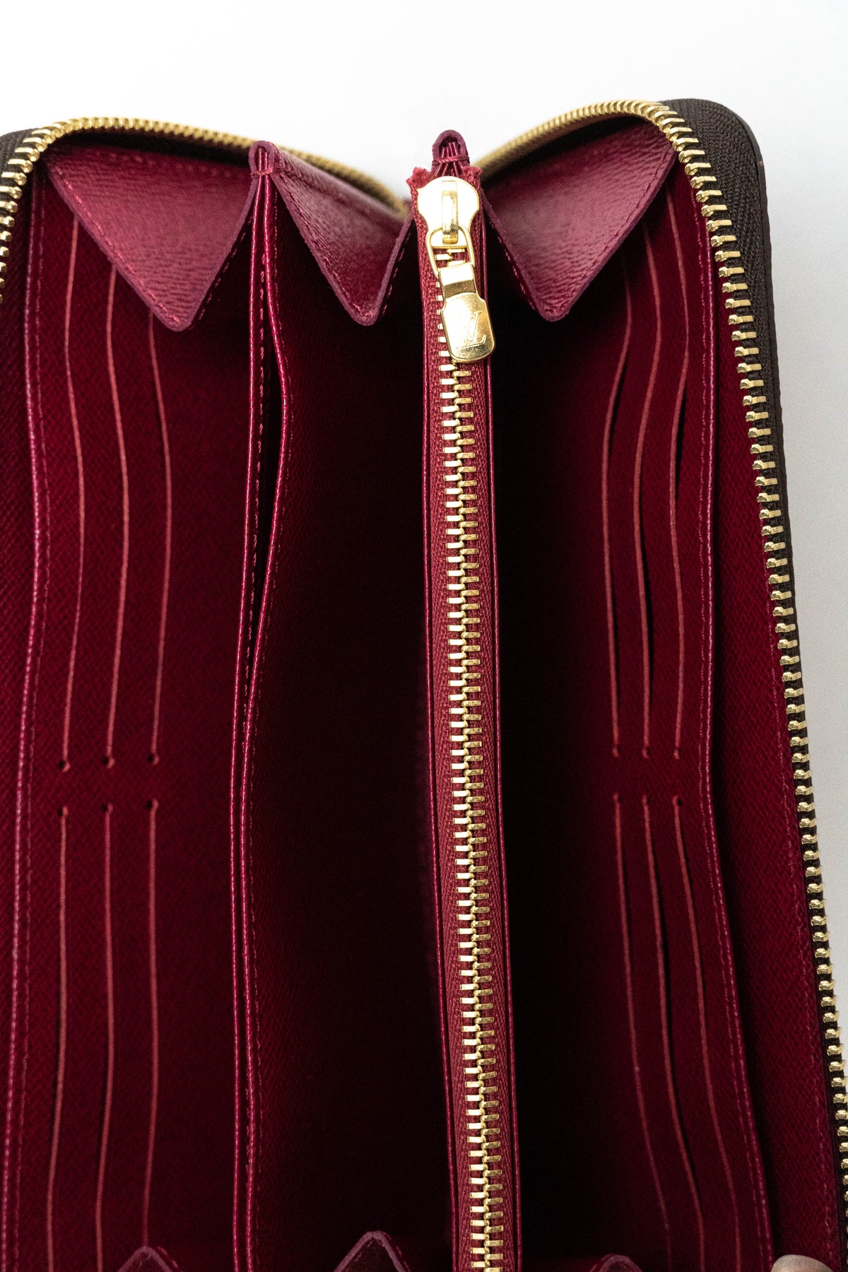 Louis Vuitton Monogram Zippy Wallet Fuchsia